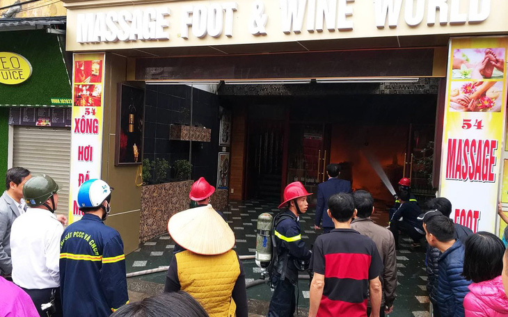 Cháy khách sạn giữa trung tâm Hải Phòng, ít nhất một người chết