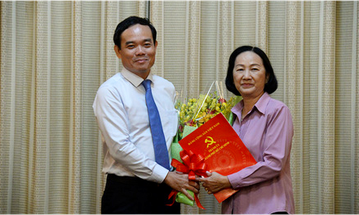 Phó chủ tịch HĐND TP.HCM Trương Thị Ánh nhận quyết định nghỉ hưu - Ảnh 1.