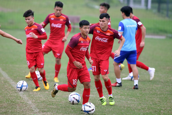 Hàng công tuyển U23 Việt Nam: Vắng Tiến Linh, đã có Đức Chinh - Ảnh 2.