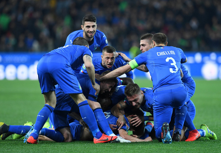 Tuyển Ý khởi đầu suôn sẻ ở vòng loại Euro 2020 - Ảnh 1.