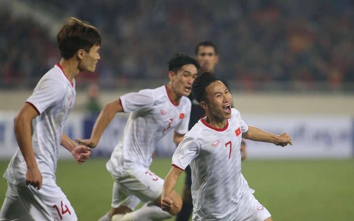 Đá bại Indonesia phút 90+4, U23 VN tranh ngôi nhất bảng với Thái Lan