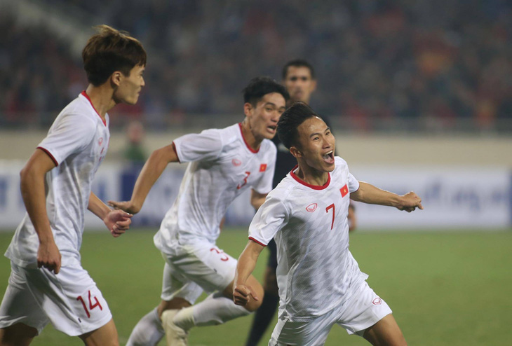 Đá bại Indonesia phút 90+4, U23 VN tranh ngôi nhất bảng với Thái Lan - Ảnh 1.