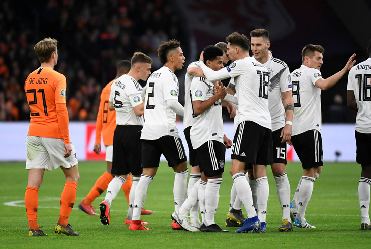 Đức thắng nghẹt thở Hà Lan phút 90 - Ảnh 1.