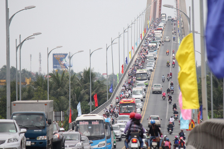 Kiến nghị khẩn trương đầu tư hạ tầng giao thông cho Đồng bằng sông Cửu Long - Ảnh 1.