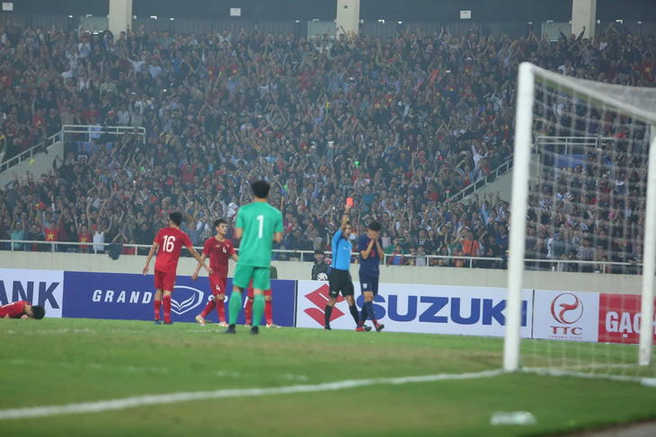 Thairath chỉ ra 4 lý do khiến U23 Thái Lan thảm bại trước Việt Nam - Ảnh 1.