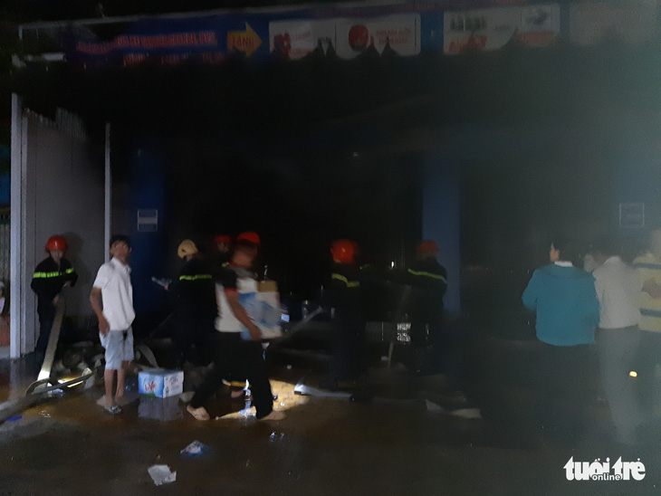 Tiền Giang: Cháy lớn tại cửa hàng xe gắn máy, nhiều xe bị thiêu rụi - Ảnh 5.