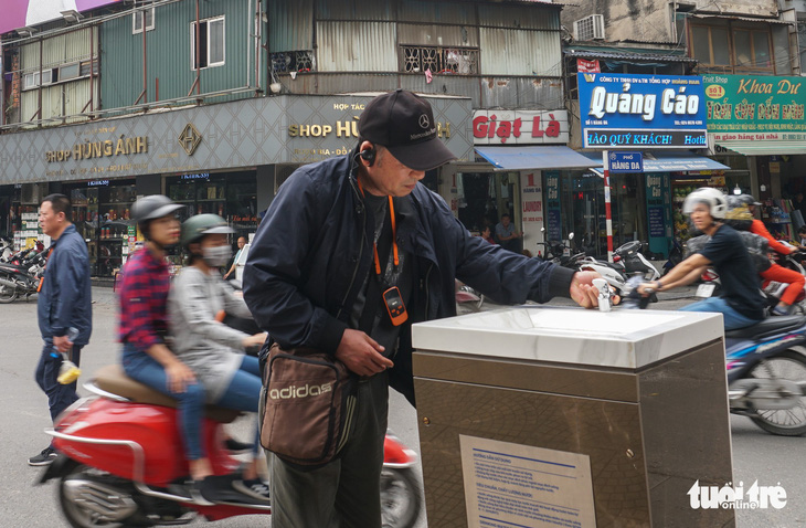 Trụ nước sạch miễn phí ở Hà Nội: Lắp 3 chỉ còn hoạt động 2 - Ảnh 5.