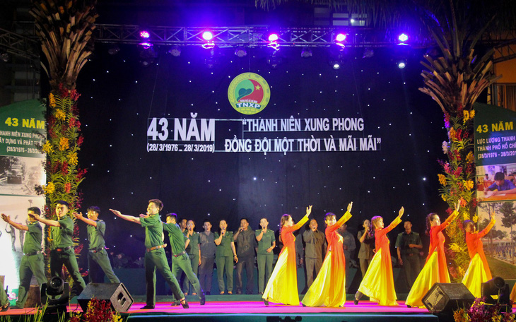 Thanh niên xung phong: 