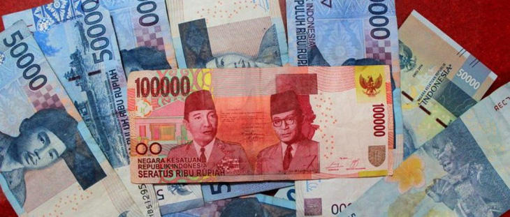 Nhiều người Indonesia tự tử vì vay nợ ‘cắt cổ’ thời công nghệ - Ảnh 1.