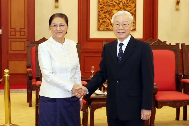 Lãnh đạo cấp cao Việt Nam tiếp Chủ tịch Quốc hội Lào - Ảnh 1.
