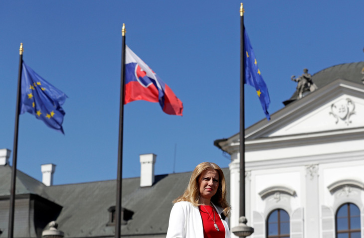 Nữ luật sư tóc vàng trở thành tổng thống Slovakia như thế nào? - Ảnh 4.