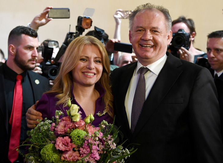 Nữ luật sư tóc vàng trở thành tổng thống Slovakia như thế nào? - Ảnh 2.