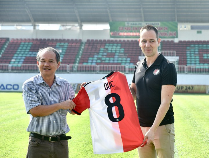 CLB Feyenoord Rottedam hợp tác đào tạo cầu thủ trẻ với Hoàng Anh Gia Lai - Ảnh 1.