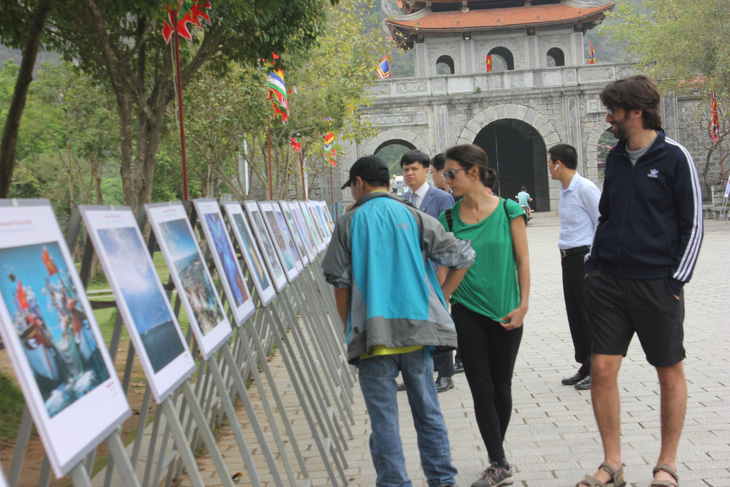 ‘Biển, đảo quê hương’ giữa lòng cố đô Hoa Lư - Ảnh 6.