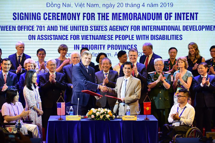 Mỹ cam kết hỗ trợ cải thiện cuộc sống người khuyết tật ở Việt Nam - Ảnh 1.