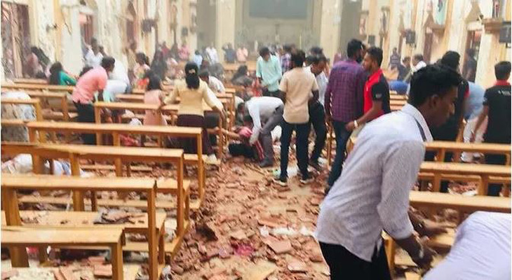 Đánh bom 3 nhà thờ Sri Lanka vào lễ Phục sinh, ít nhất 160 người chết - Ảnh 1.