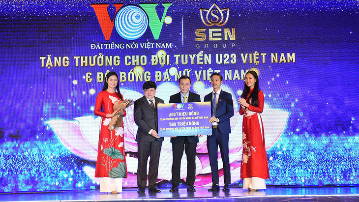 Tuyển nữ Việt Nam nhận thêm  600 triệu tiền thưởng - Ảnh 1.