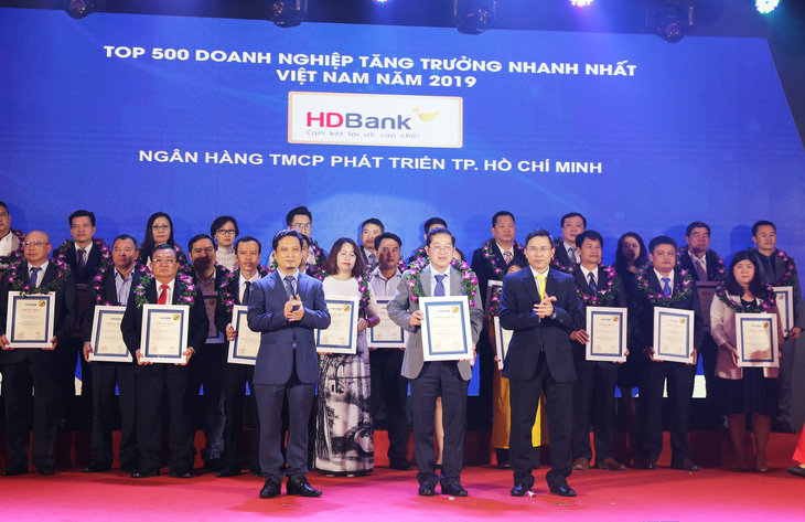 HDBank vào Top 5 ngân hàng có tốc độ tăng trưởng nhanh nhất - Ảnh 1.