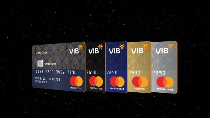 Thị trường thẻ tín dụng sôi động với dòng thẻ mới - Ảnh 1.