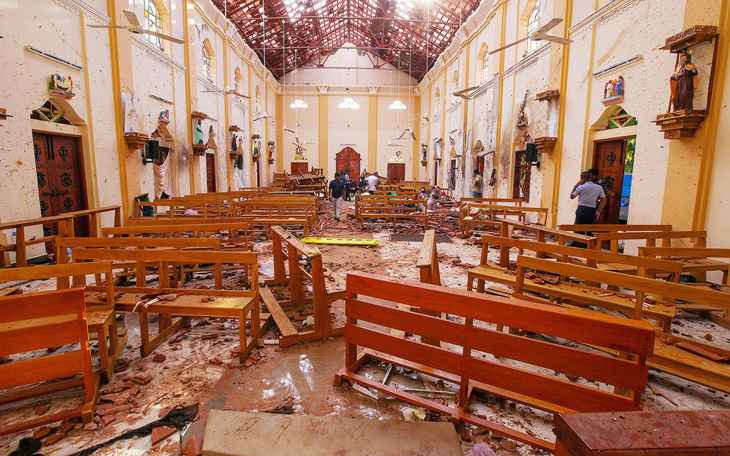 Kẻ đánh bom ở Sri Lanka xếp hàng nhận bữa sáng tự chọn trước khi kích nổ