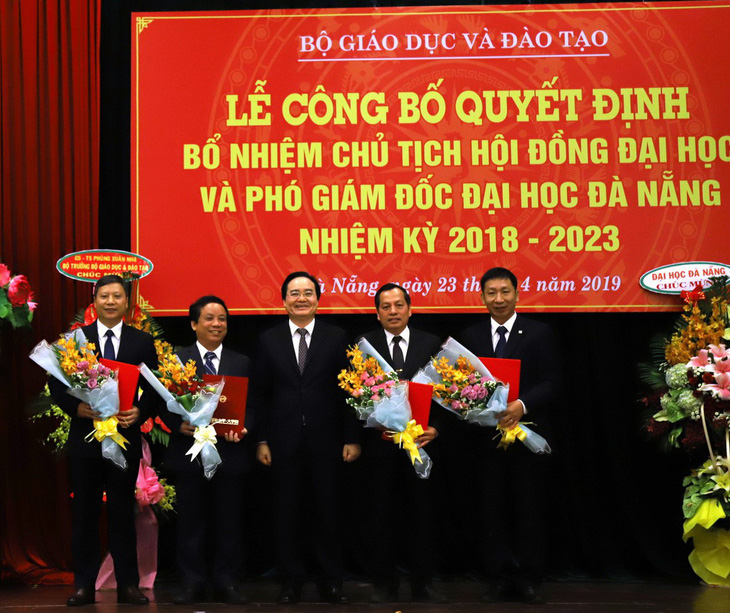 Bổ nhiệm chủ tịch Hội đồng đại học và các phó giám đốc Đại học Đà Nẵng - Ảnh 1.