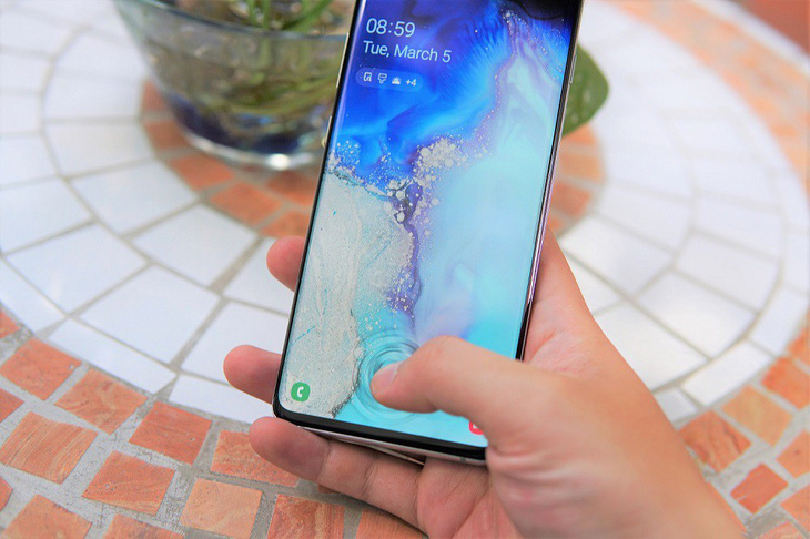 Những yếu tố tạo nên thành công của Samsung Galaxy S10 - Ảnh 2.