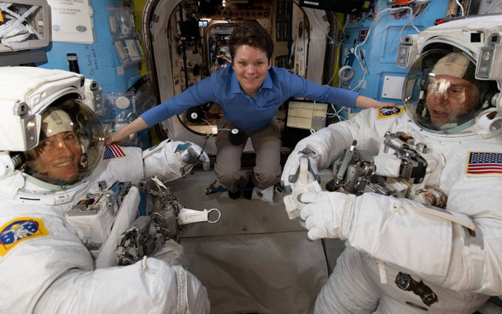 Nữ phi hành gia đầu tiên hoạt động trên ISS trong 330 ngày