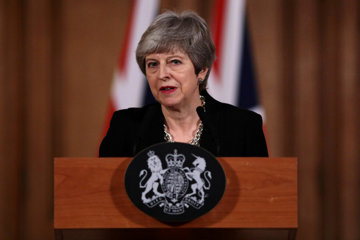Hạ viện Anh buộc thủ tướng phải hoãn Brexit - Ảnh 1.