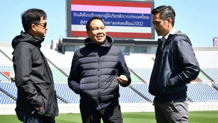 Thái Lan mời HLV người Nhật dẫn dắt đội tuyển - Ảnh 1.