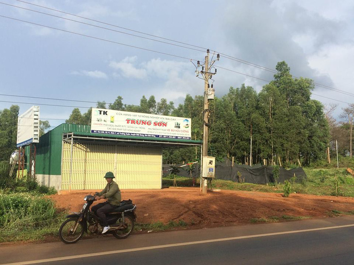 Nguyên ủy viên ban thường vụ tỉnh ủy xin lại 7 lô đất bị thu hồi vì làm sai - Ảnh 2.