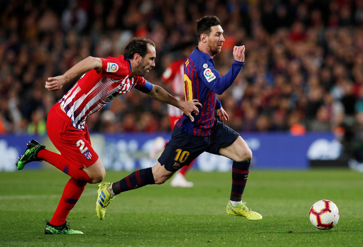 Song sát Messi - Suarez giúp Barca vất vả đánh bại 10 cầu thủ Atletico Madrid - Ảnh 2.
