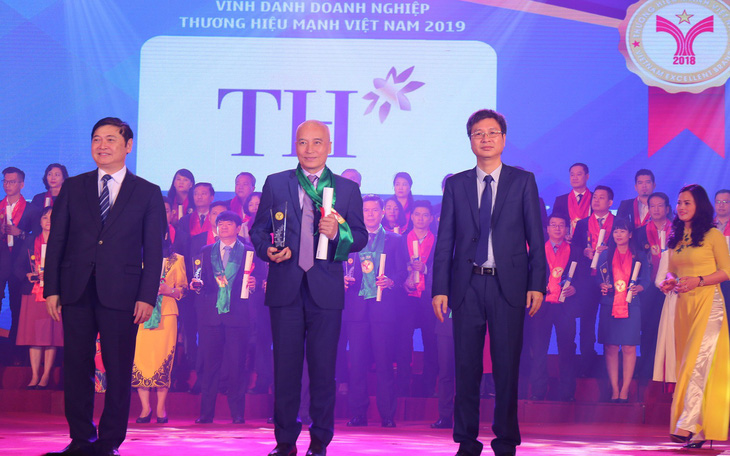 Tập đoàn TH lọt Top 10 thương hiệu mạnh Việt Nam 2018