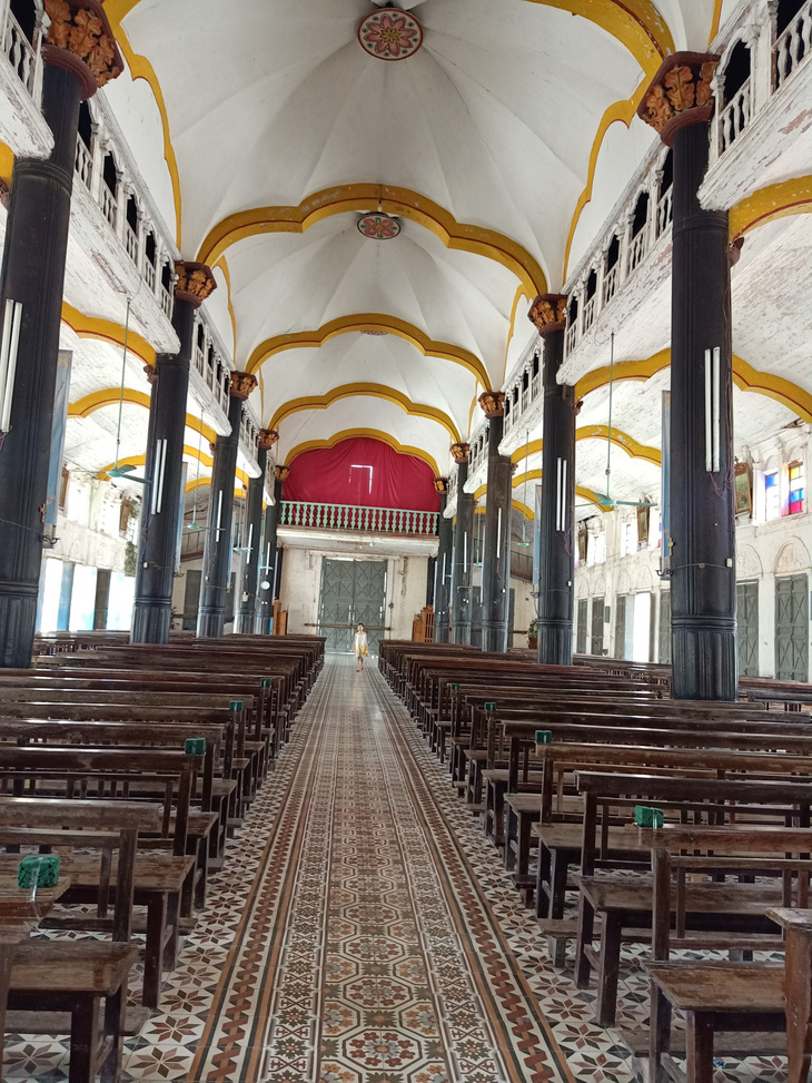 Hơn 20 kiến trúc sư, nhà bảo tồn gửi đơn xin ‘cứu xét nhà thờ Bùi Chu - Ảnh 2.