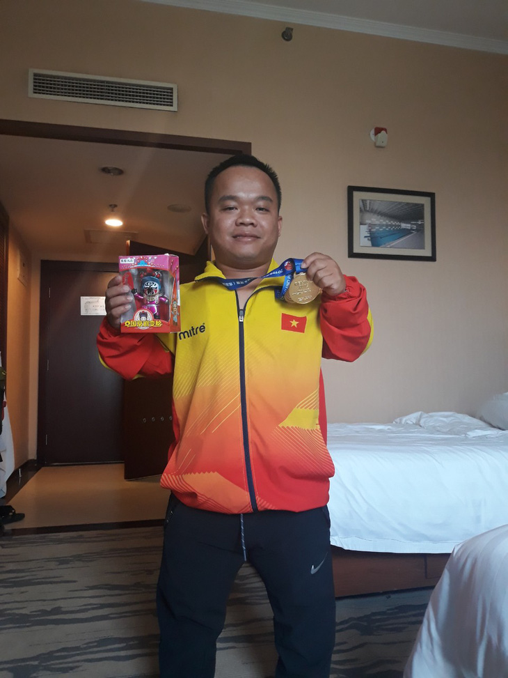 “Chú lùn” Trần Văn Nguyên giành HCV World Para Grand Prix - Ảnh 1.