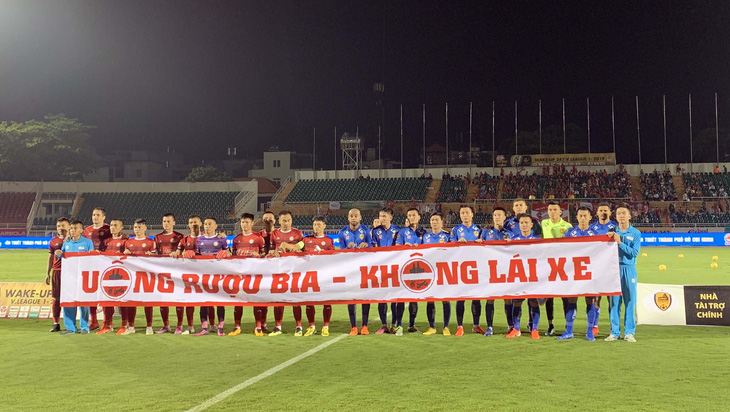 Không thắng Quảng Nam, CLB TP.HCM vẫn tiếp tục dẫn đầu V-League 2019 - Ảnh 2.