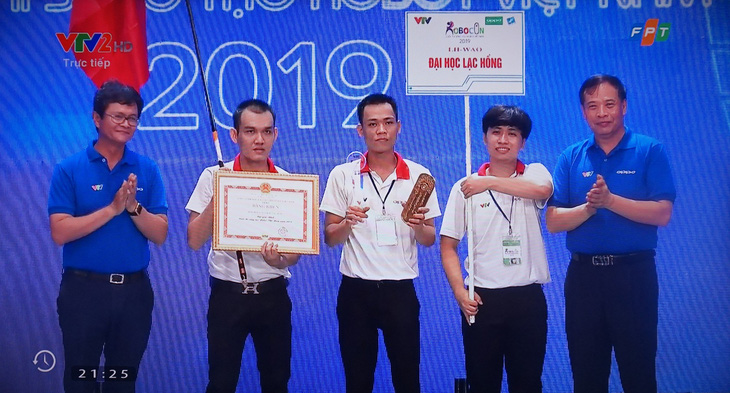 Đại học Lạc Hồng vô địch Robocon Việt Nam 2019 - Ảnh 1.