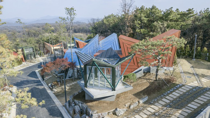 Kiến trúc lạ mắt của khu nhà ở đầy màu sắc tại Hàn Quốc - Ảnh 5.