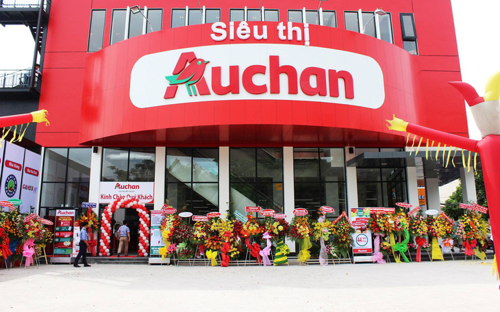 Số phận 18 siêu thị Auchan ở Việt Nam về tay ai?