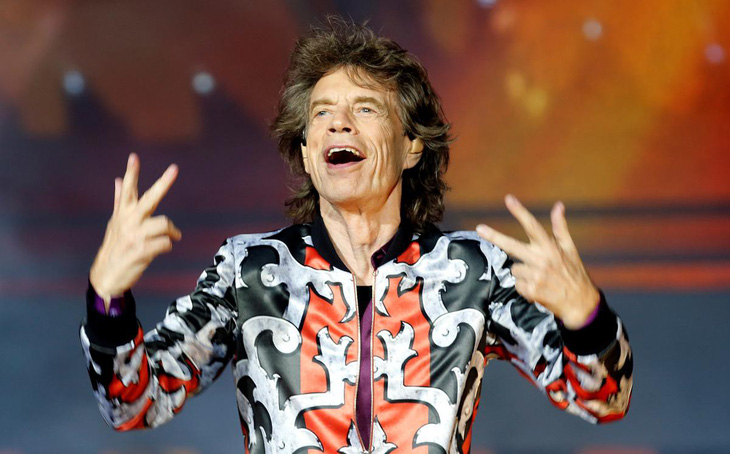 Thủ lĩnh 75 tuổi của Rolling Stones tung clip nhảy sau phẫu thuật tim - Ảnh 1.