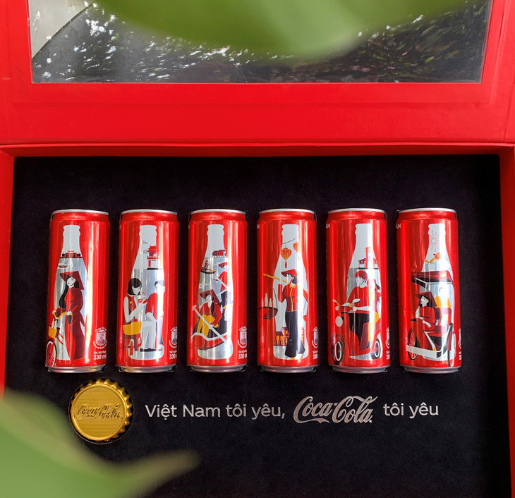 Coca - Cola đã khiến cộng đồng mạng dậy sóng với 6 chiếc lon đặc biệt - Ảnh 1.