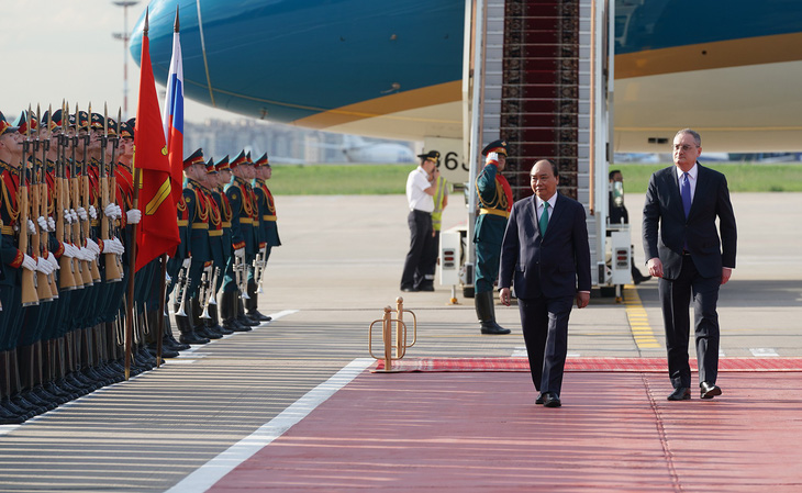 Liên bang Nga tổ chức lễ đón chính thức Thủ tướng Nguyễn Xuân Phúc - Ảnh 1.