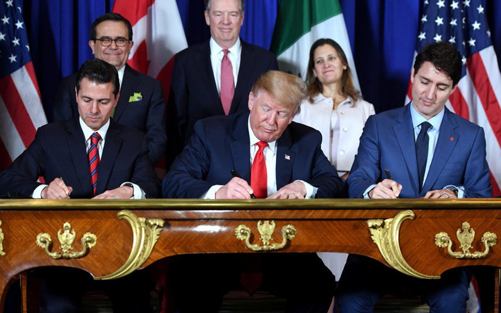 Tổng thống Mỹ dỡ bỏ thuế nhôm, thép đối với Mexico và Canada