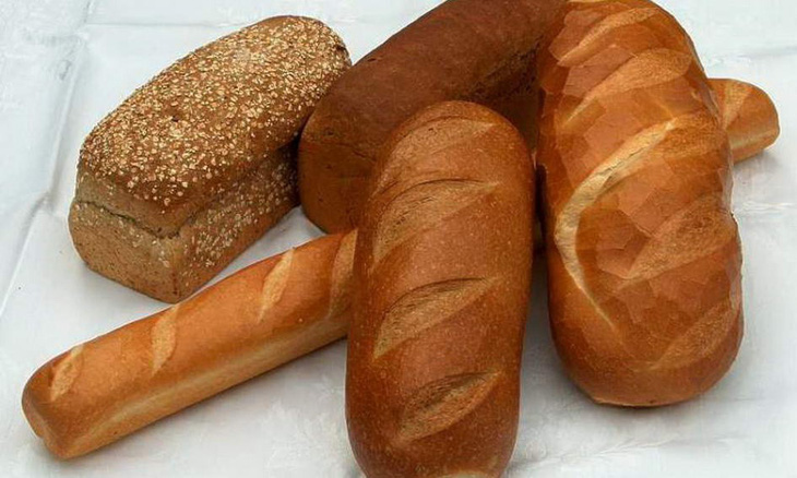 Bánh mì với những tác hại không thể ngờ - Ảnh 1.