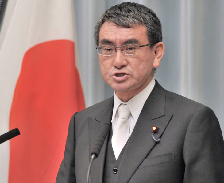 Nhật đổi cách viết tên riêng, Shinzo Abe thành Abe Shinzo - Ảnh 1.