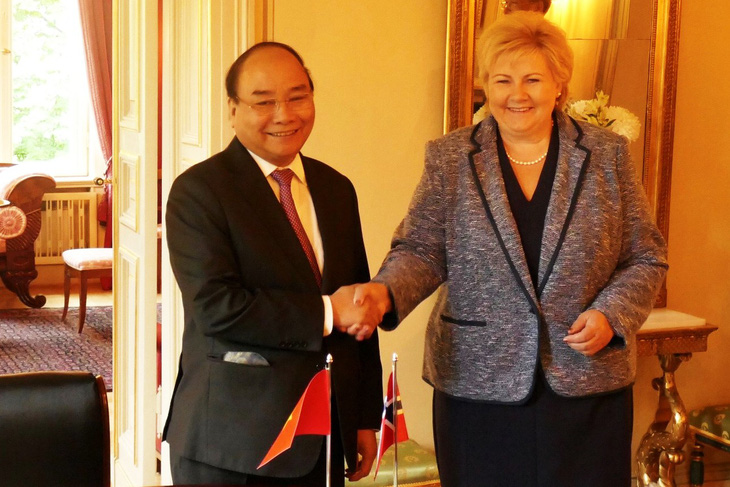 Nữ Thủ tướng Na Uy vui mừng gặp lại Thủ tướng Nguyễn Xuân Phúc - Ảnh 2.