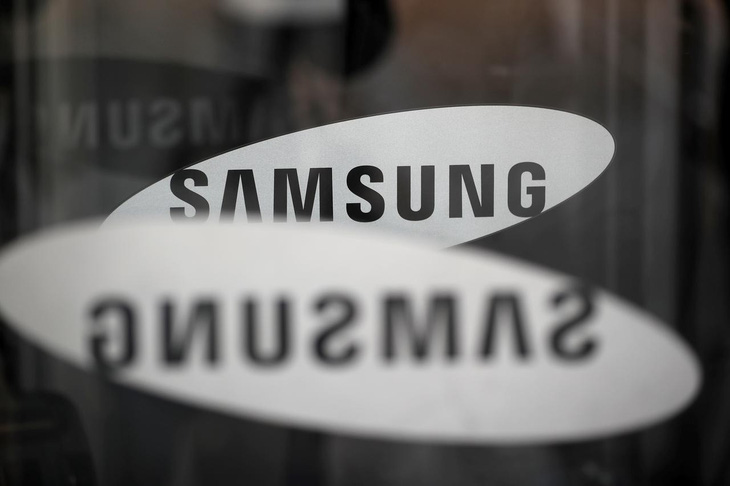 Hàn Quốc bắt 2 phó chủ tịch Samsung nghi hủy bằng chứng gian lận - Ảnh 1.
