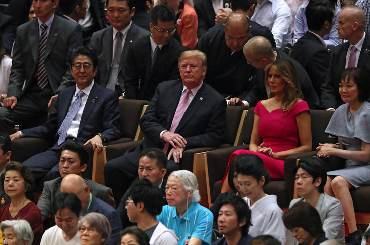 Ông Trump đi coi đấu sumo - ác mộng của mật vụ Mỹ - Ảnh 3.
