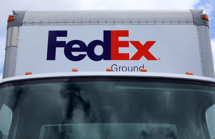 Huawei cáo buộc FedEx của Mỹ chặn bưu kiện khẩn từ Việt Nam - Ảnh 2.