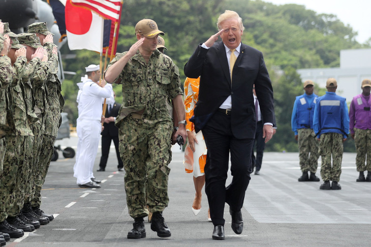 Ông Trump mong quân đội Nhật mạnh lên, sát cánh quân Mỹ tại châu Á - Ảnh 2.