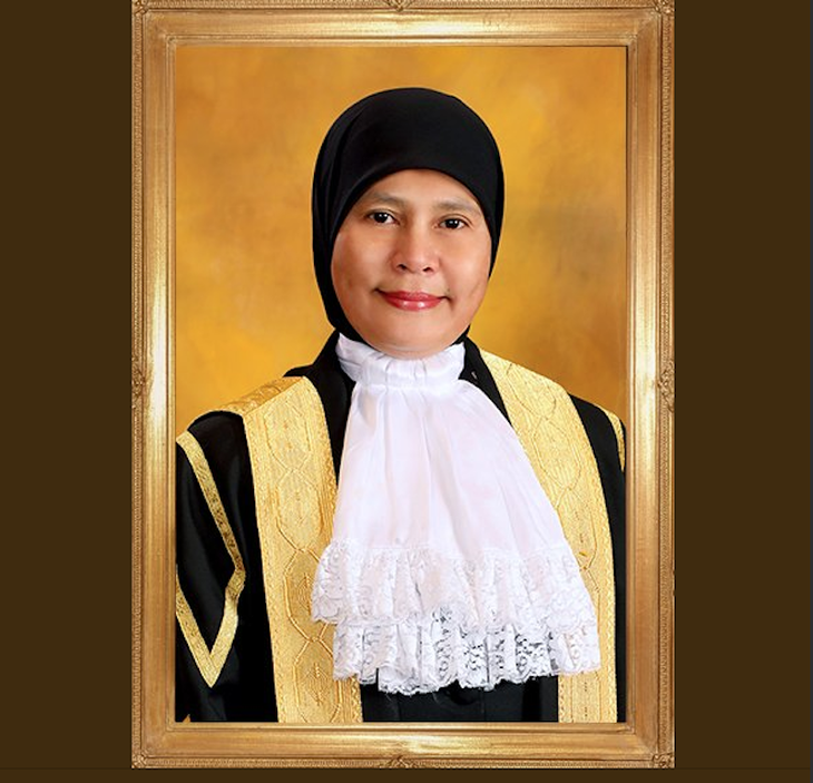 Malaysia bổ nhiệm nữ chánh án tòa án liên bang đầu tiên - Ảnh 1.